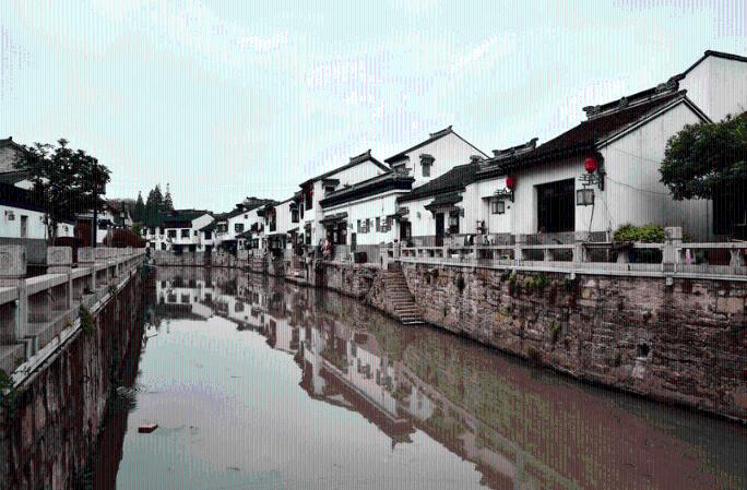 这个野战军兵团数量虽少，但兵团司令员的质量高，都是当时的名将